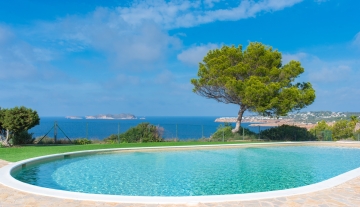 Resa estates Ibiza playa Cala Tarida for sale te koop pool .jpg